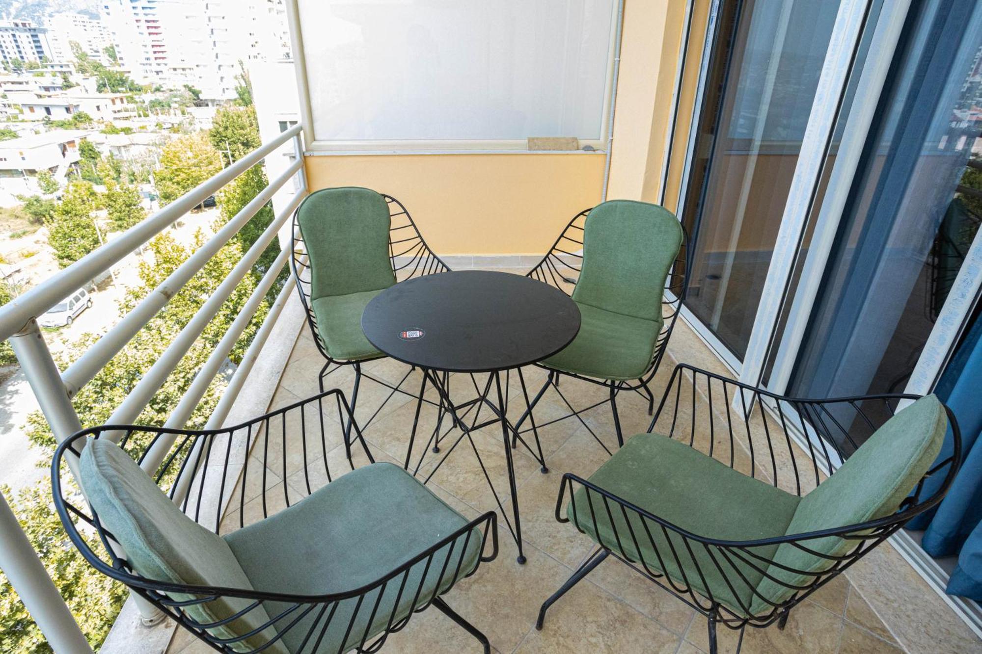 Emigres Apartments Vlore Vlorë Exterior foto